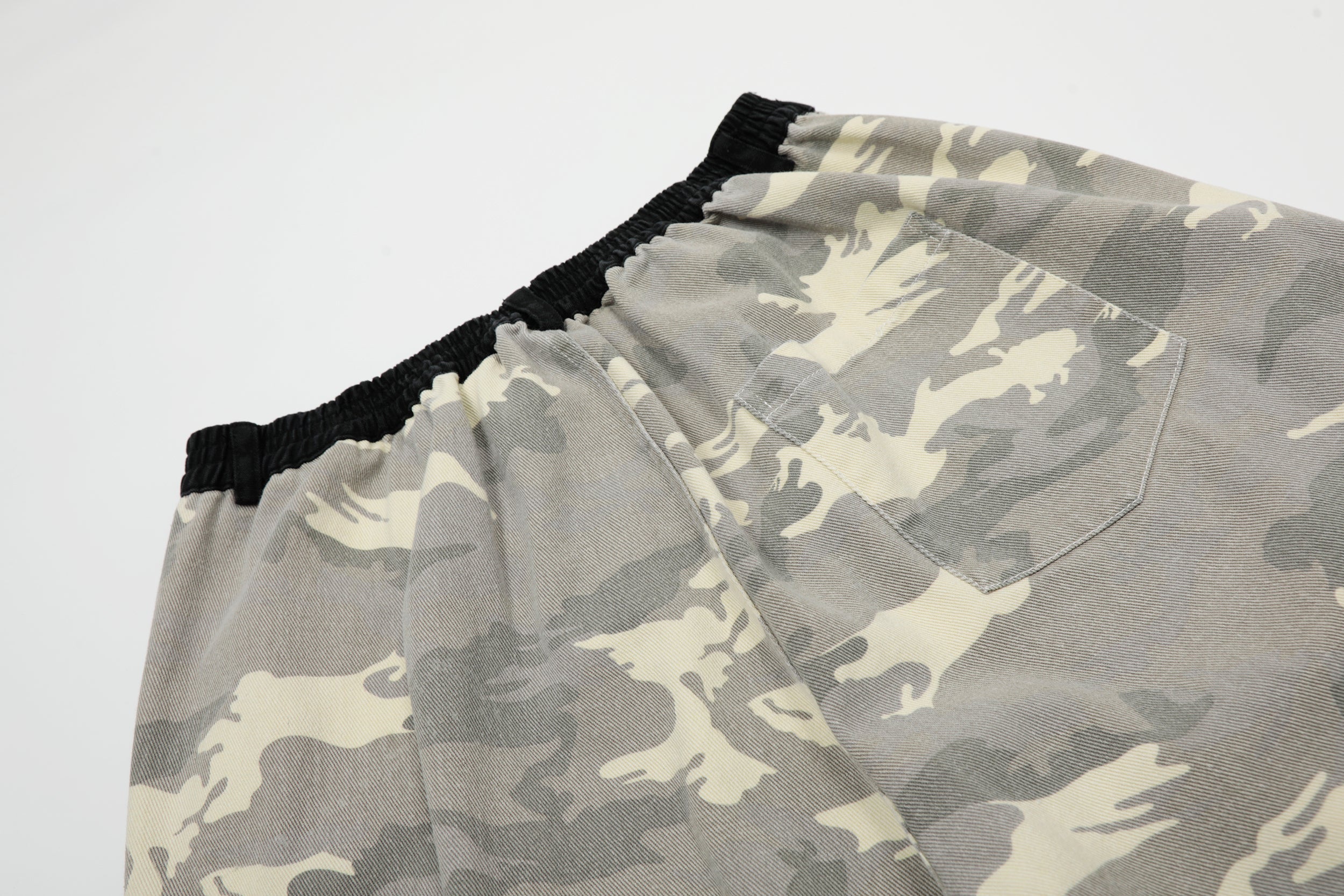 Omirad Camo Distressed Jorts