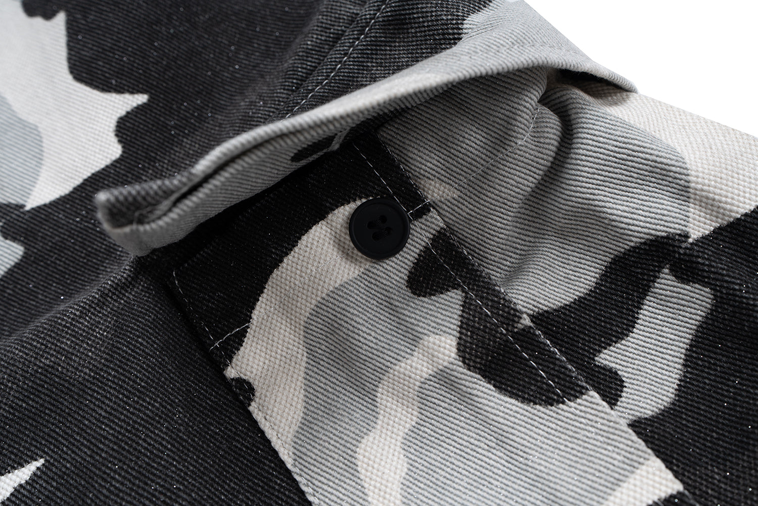 Omirad Camo Multi-Pocket Cargo Shorts