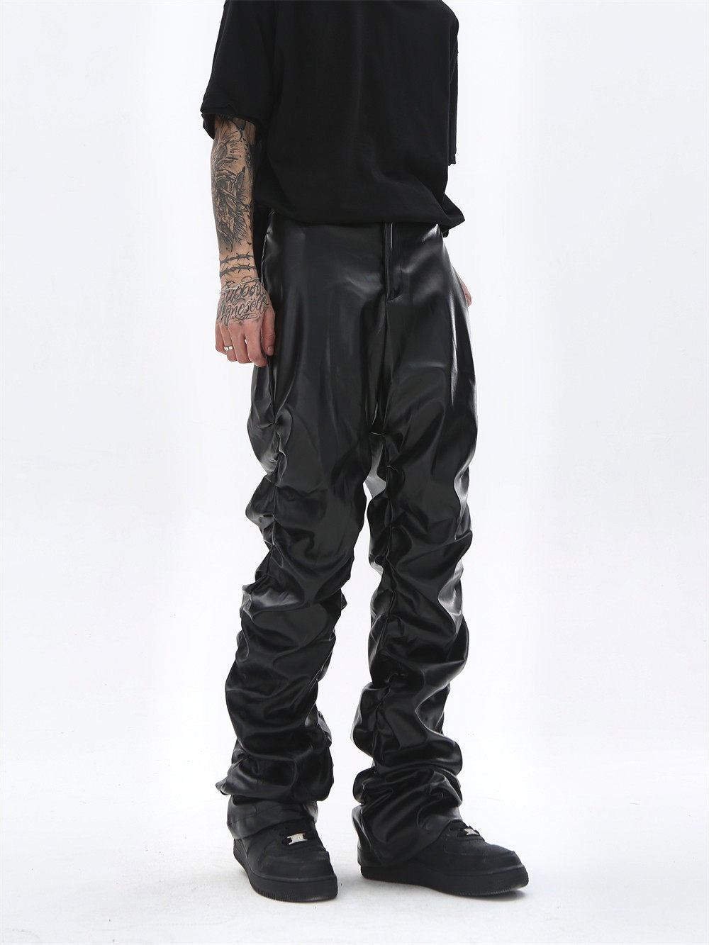 Omirad Ruched Faux Leather Pants