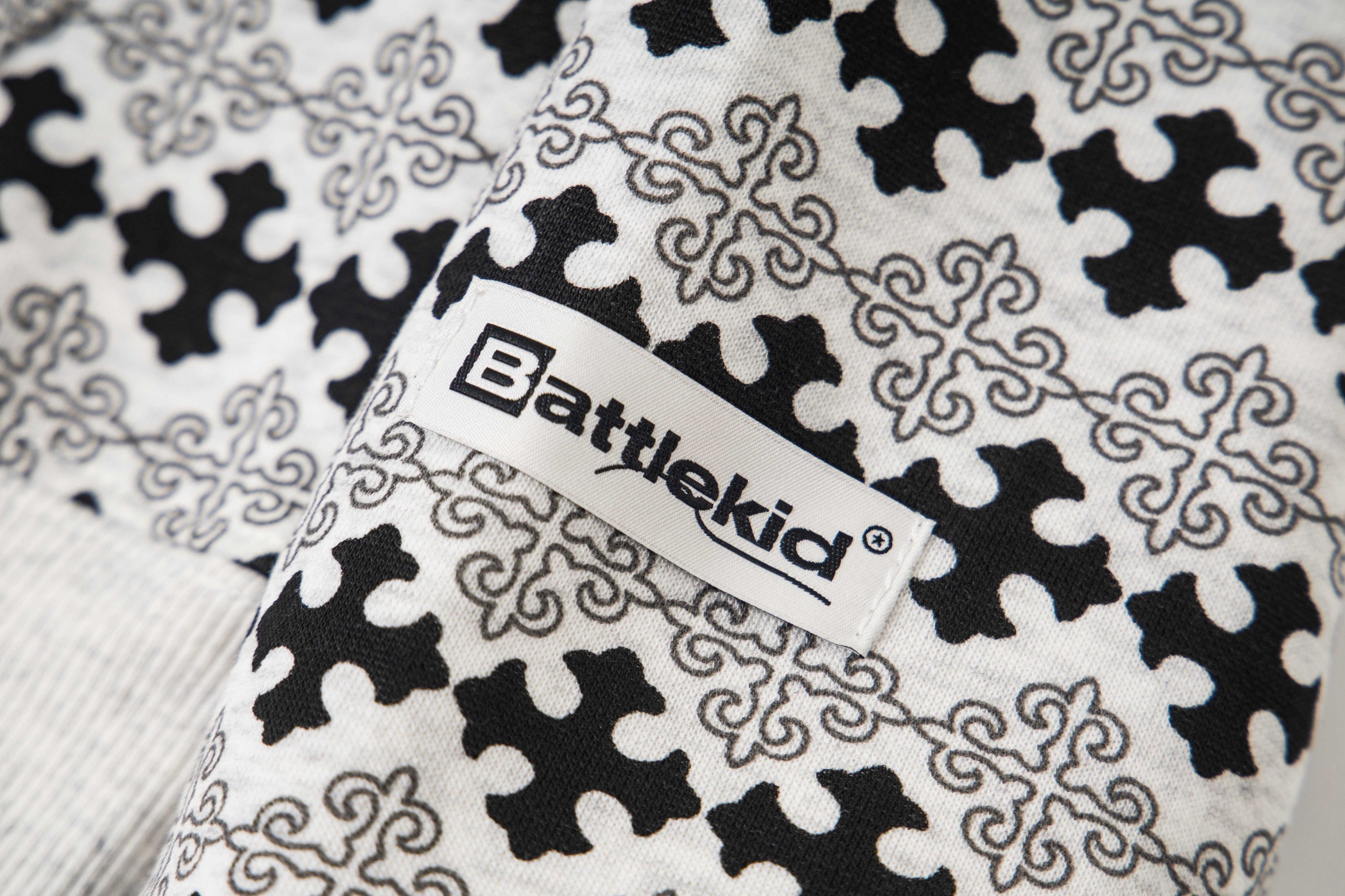 Omirad Gothic Pattern Full-Zip Hoodie