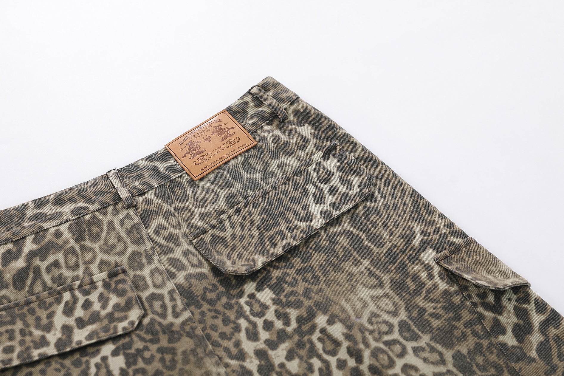 Omirad “Leopard Cargo Shorts”