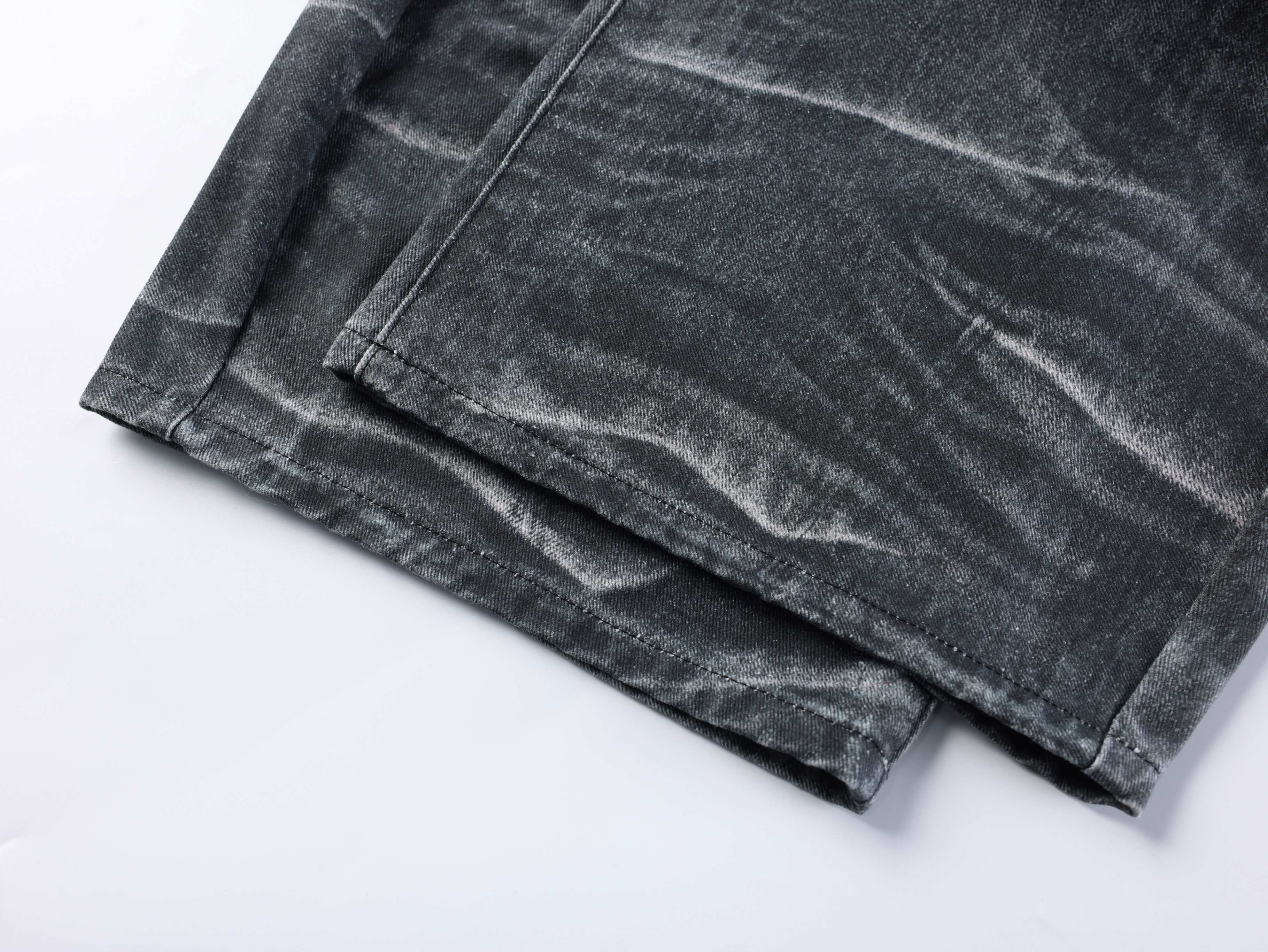 Omirad Washed Studded Wide-Leg Jeans