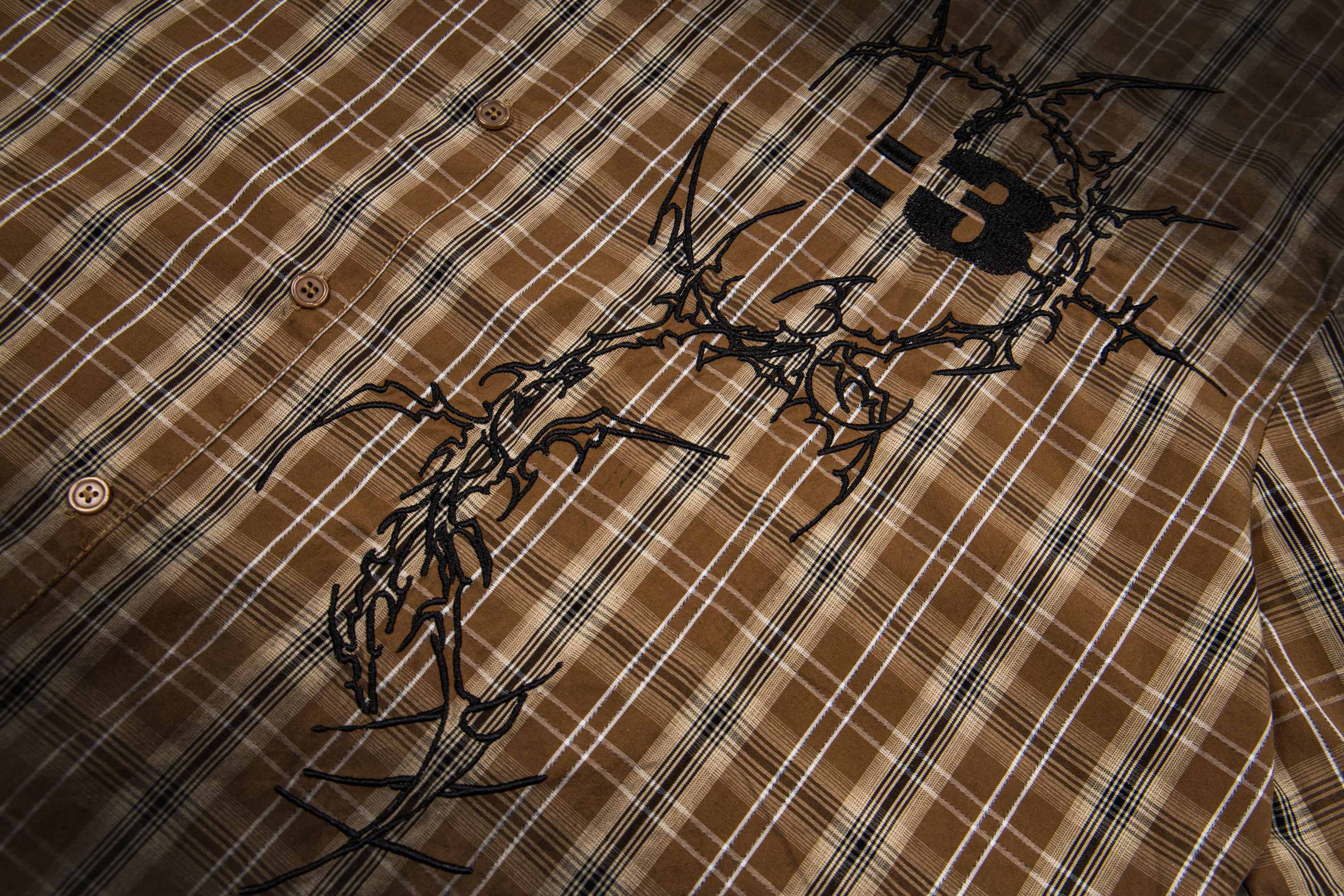 Omirad Vintage Plaid Graphic Shirt