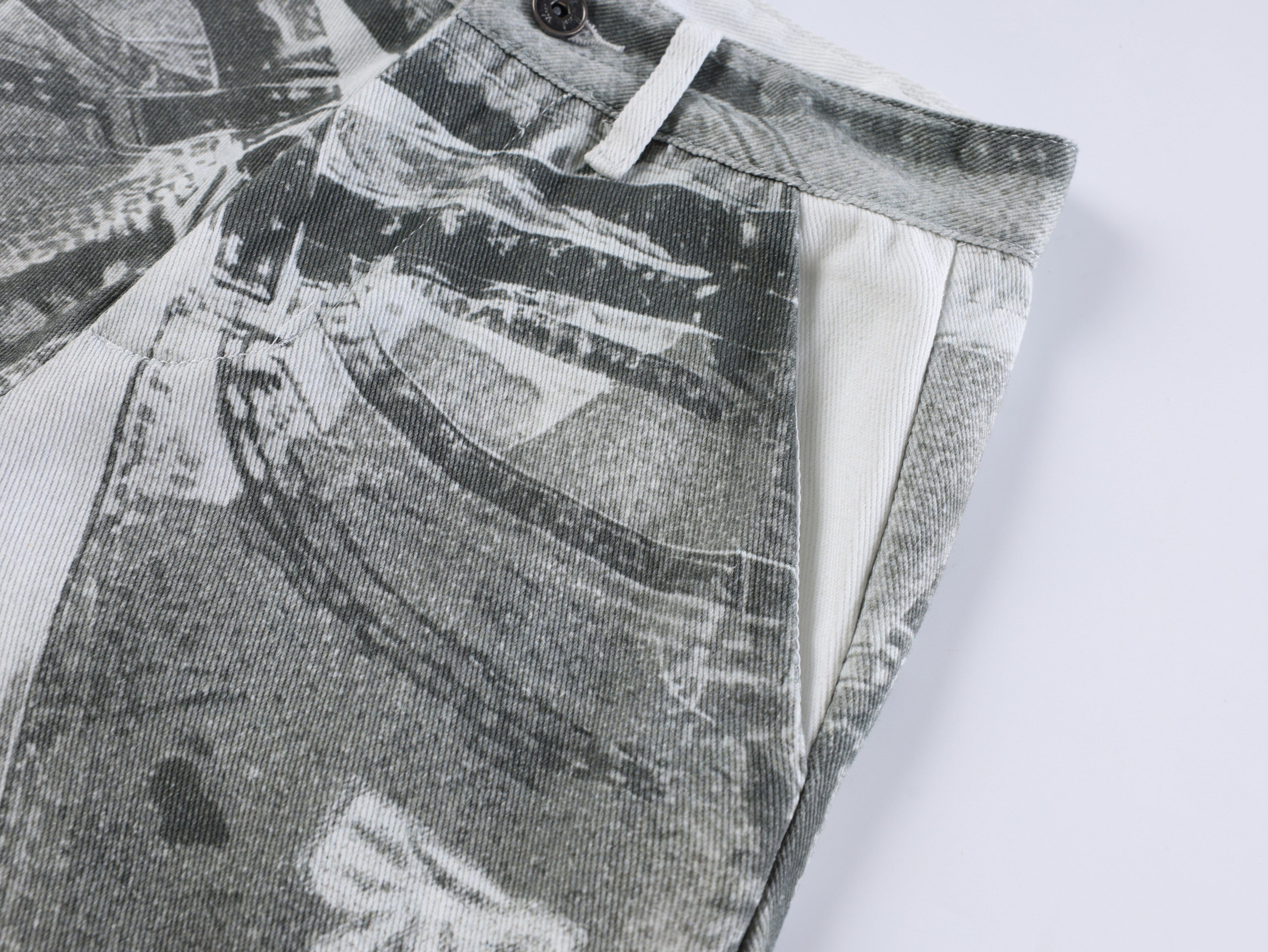 Omirad Graphic Panel Wide-Leg Pants