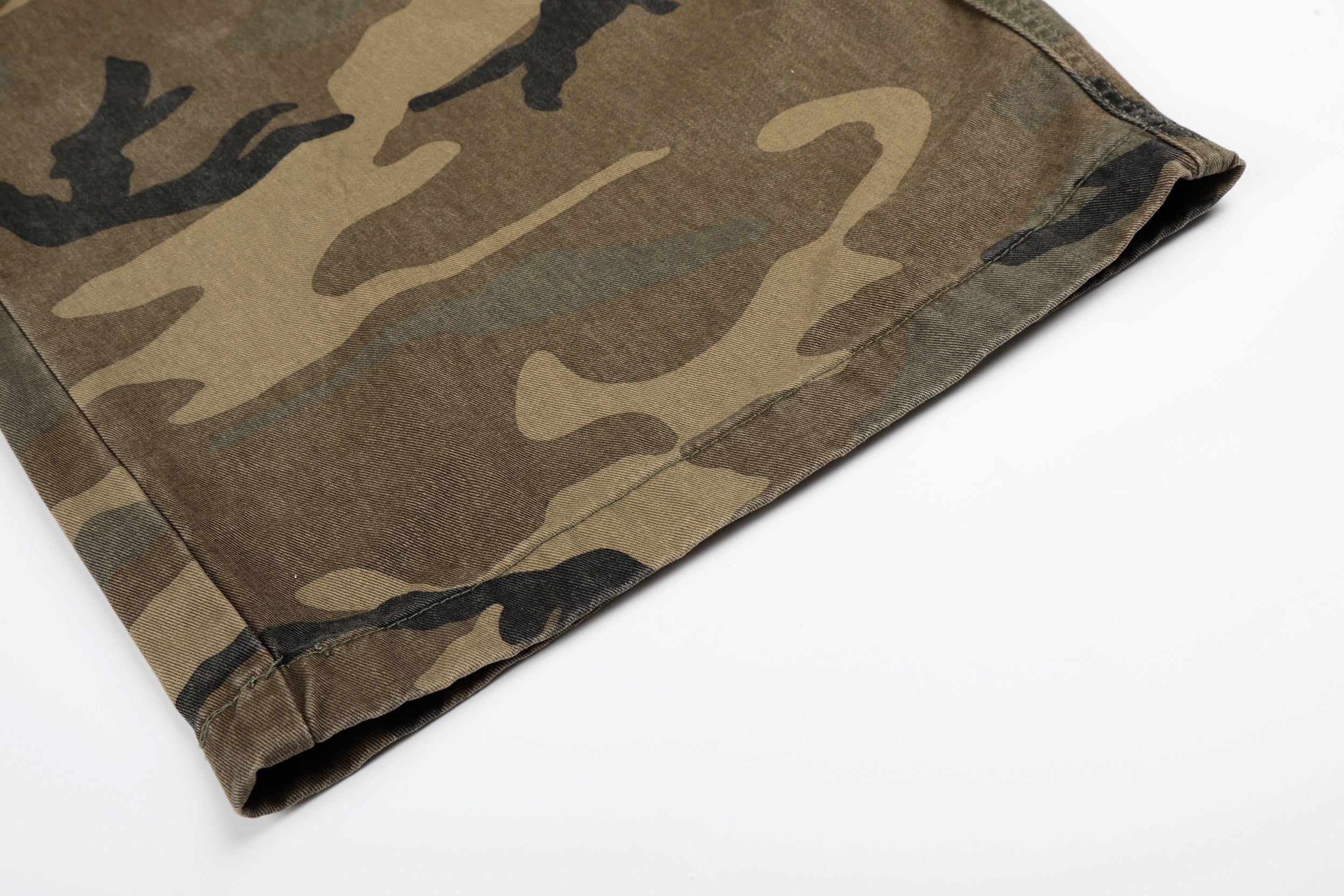 Omirad Oversized Camo Cargo Jeans