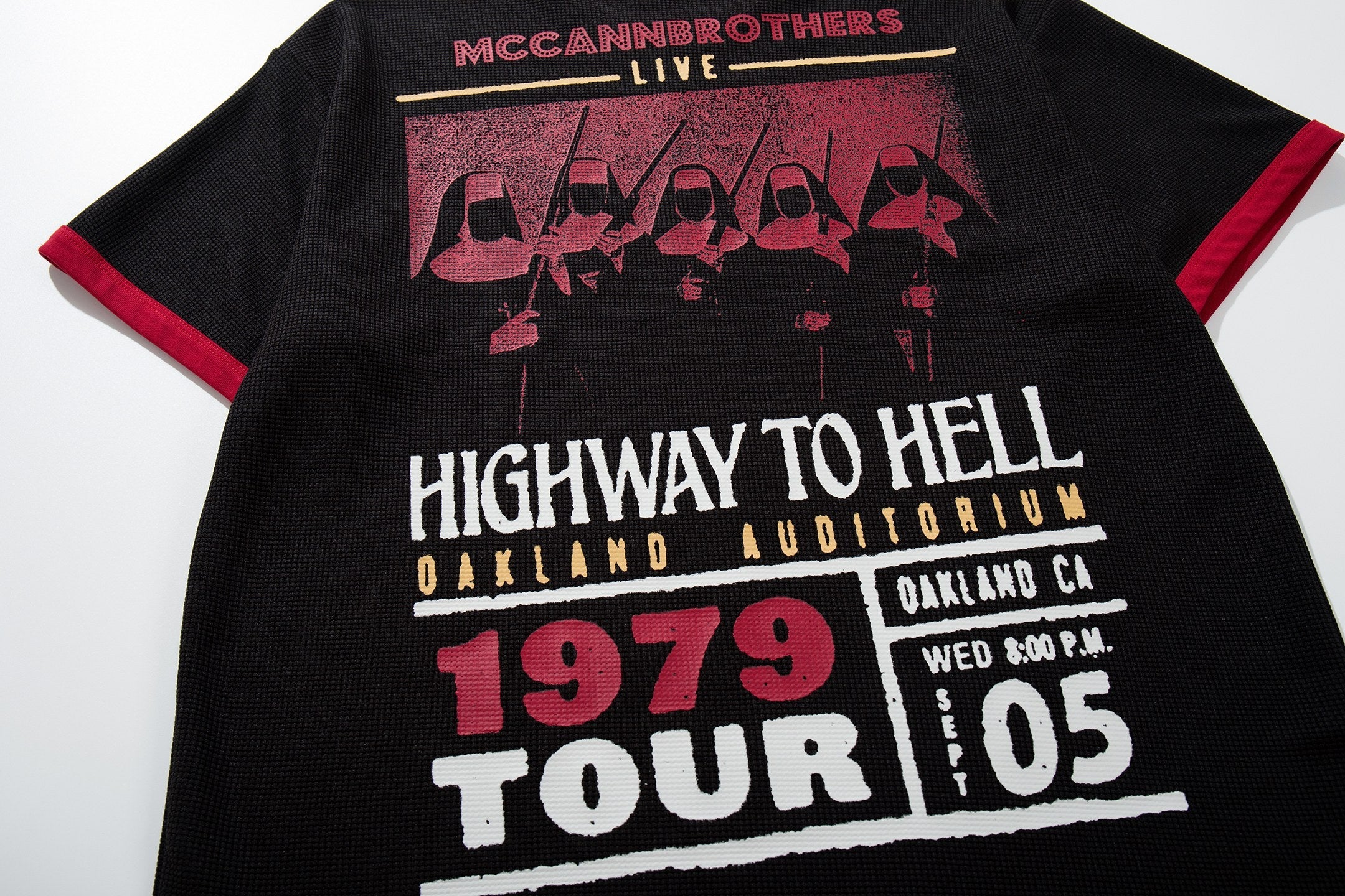 Omirad Vintage Tour Graphic T-Shirt