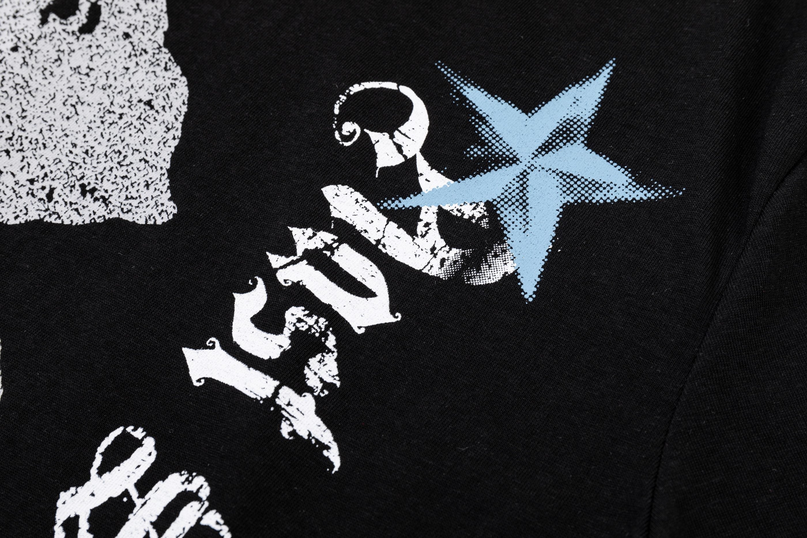 Omirad Gothic Lion Graphic Tee