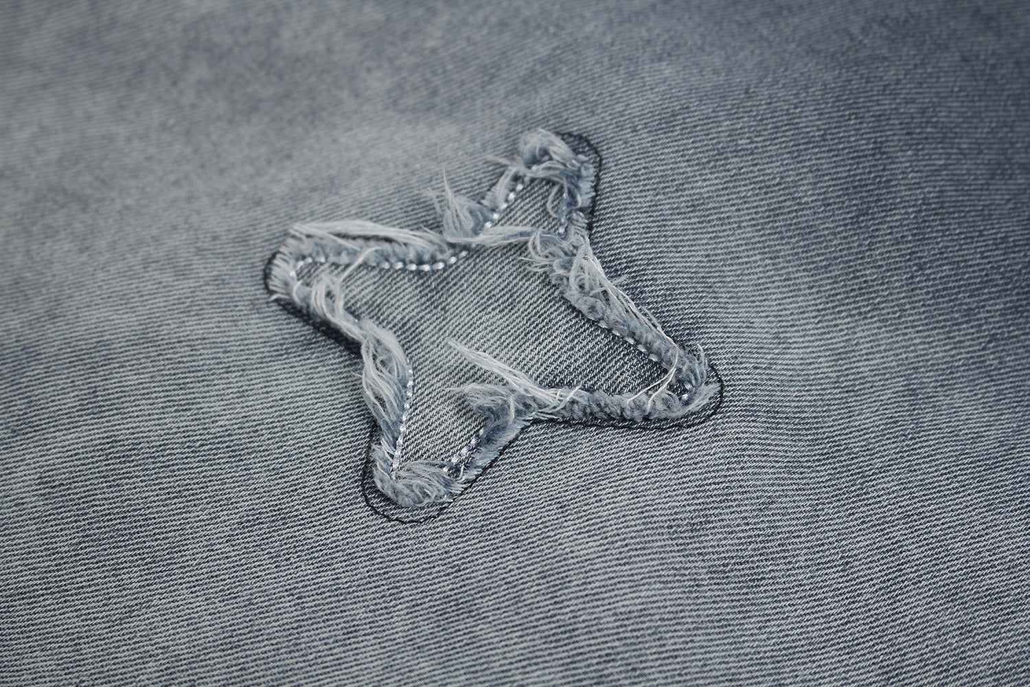 Omirad Distressed Star Graphic T-Shirt