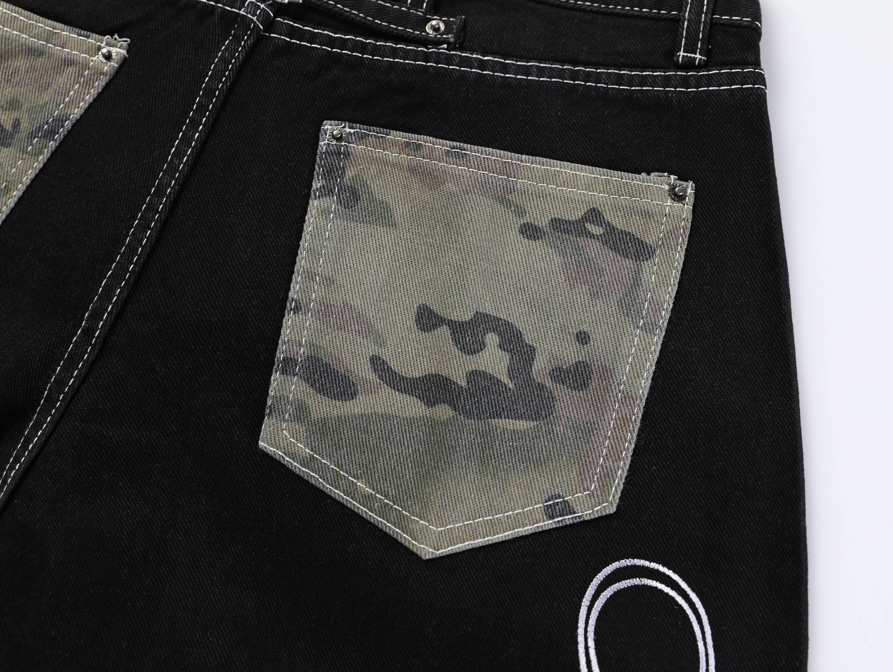 Omirad Camo Trim Wide-Leg Jeans