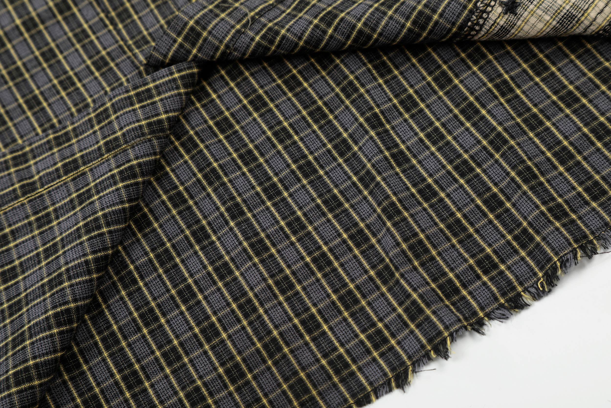 Omirad “Gradient Check Distressed Shirt”