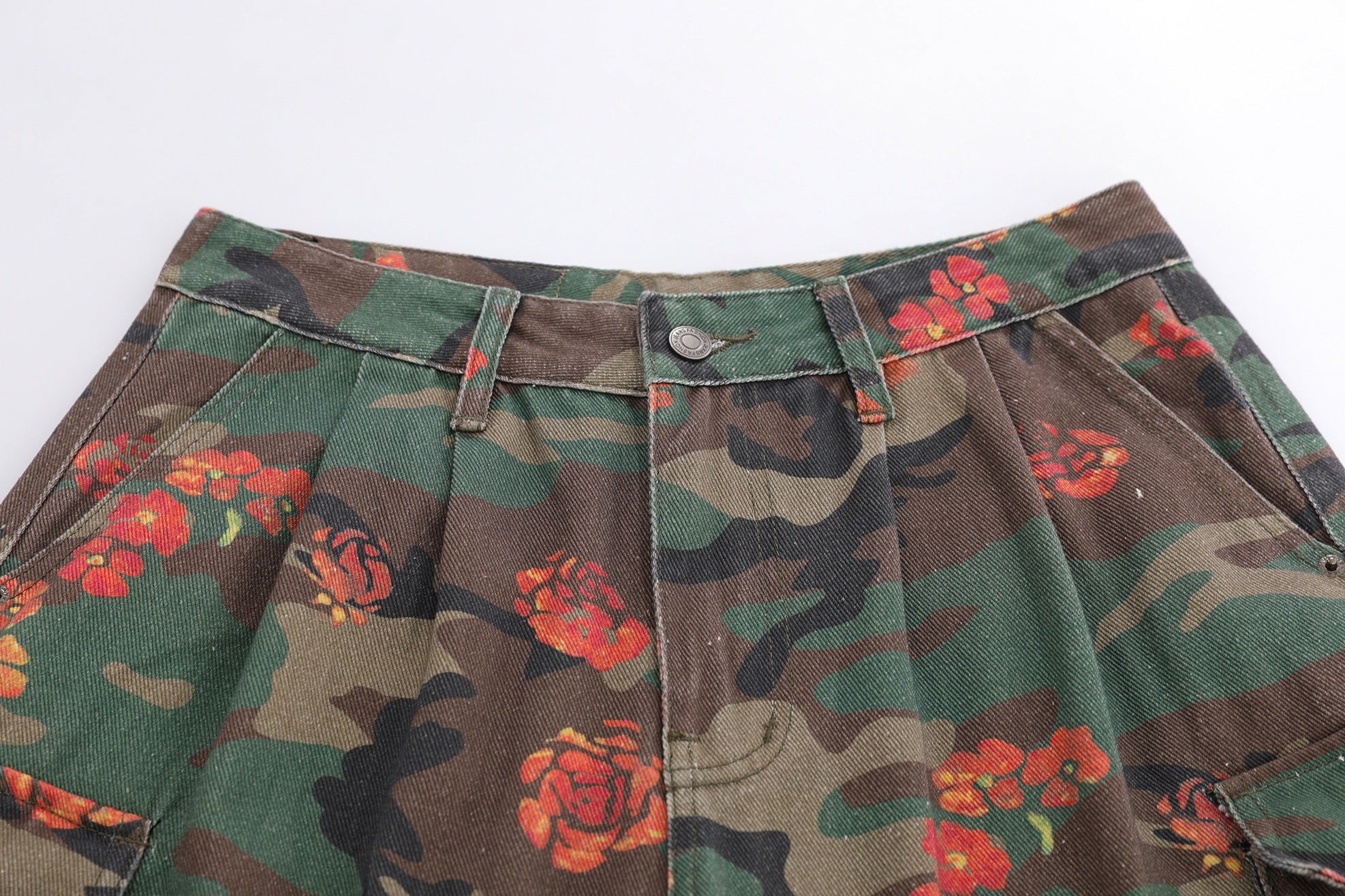 Omirad “Floral Camo Cargo Shorts”