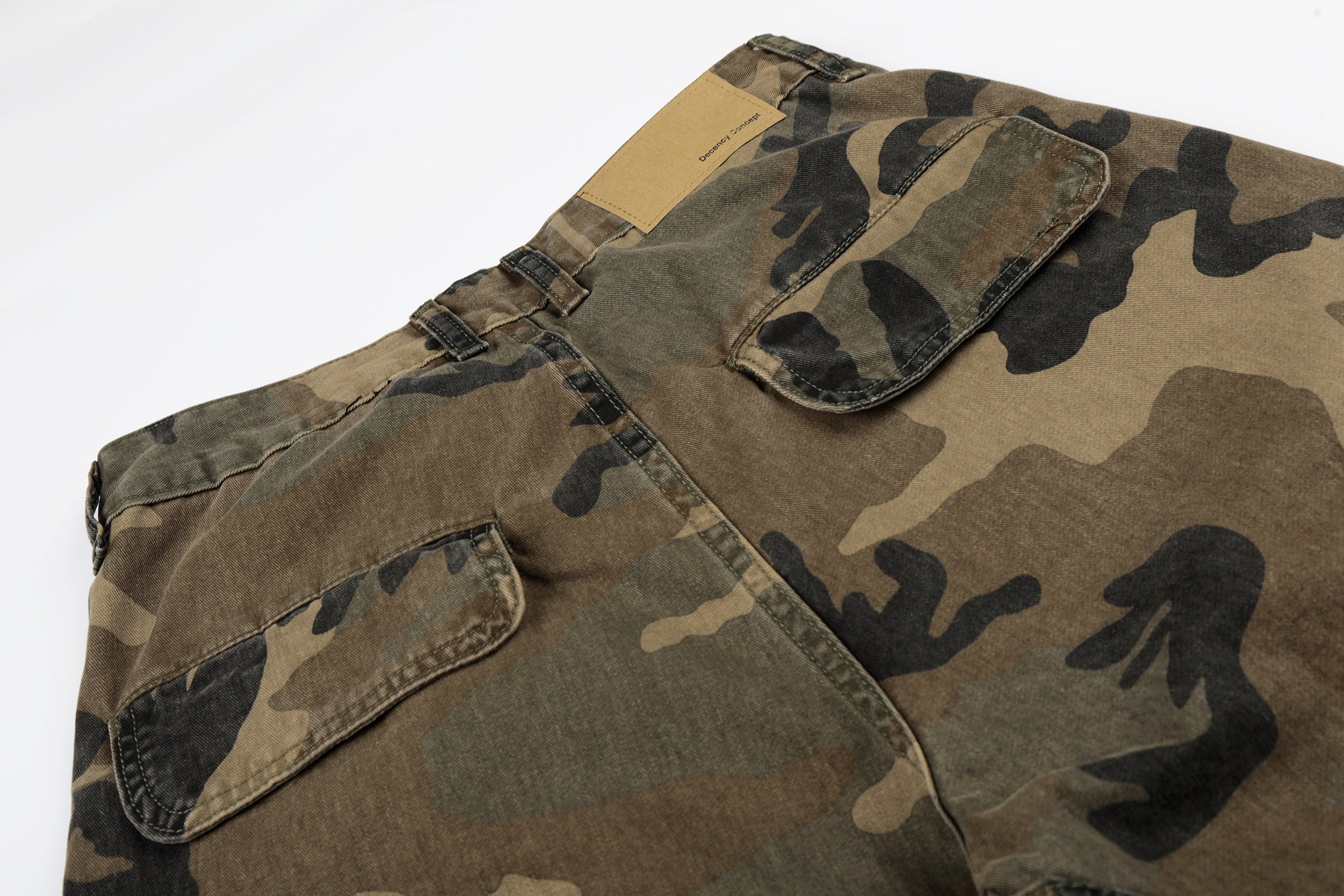 Omirad Oversized Camo Cargo Jeans