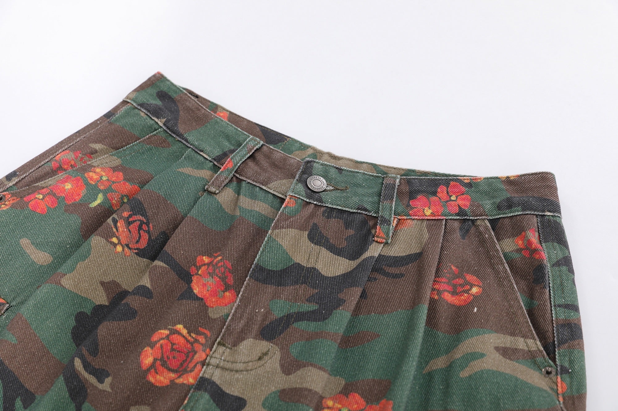 Omirad “Floral Camo Cargo Shorts”