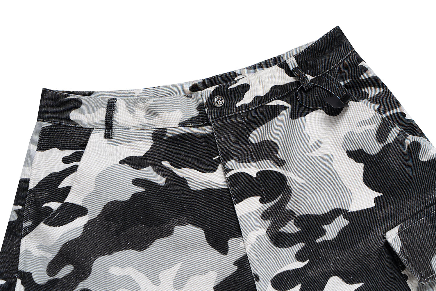 Omirad Camo Multi-Pocket Cargo Shorts