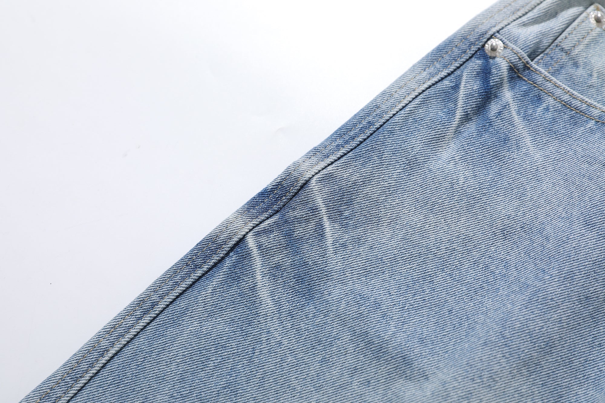 Omirad Vintage Wash Wide-Leg Denim Shorts