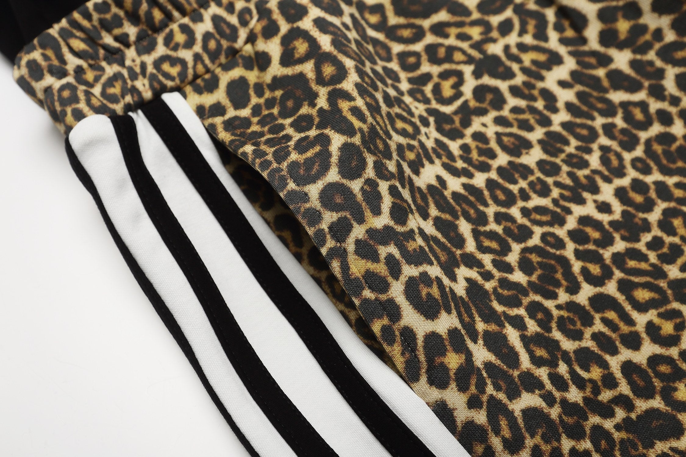 Omirad Leopard Waist Sport Shorts