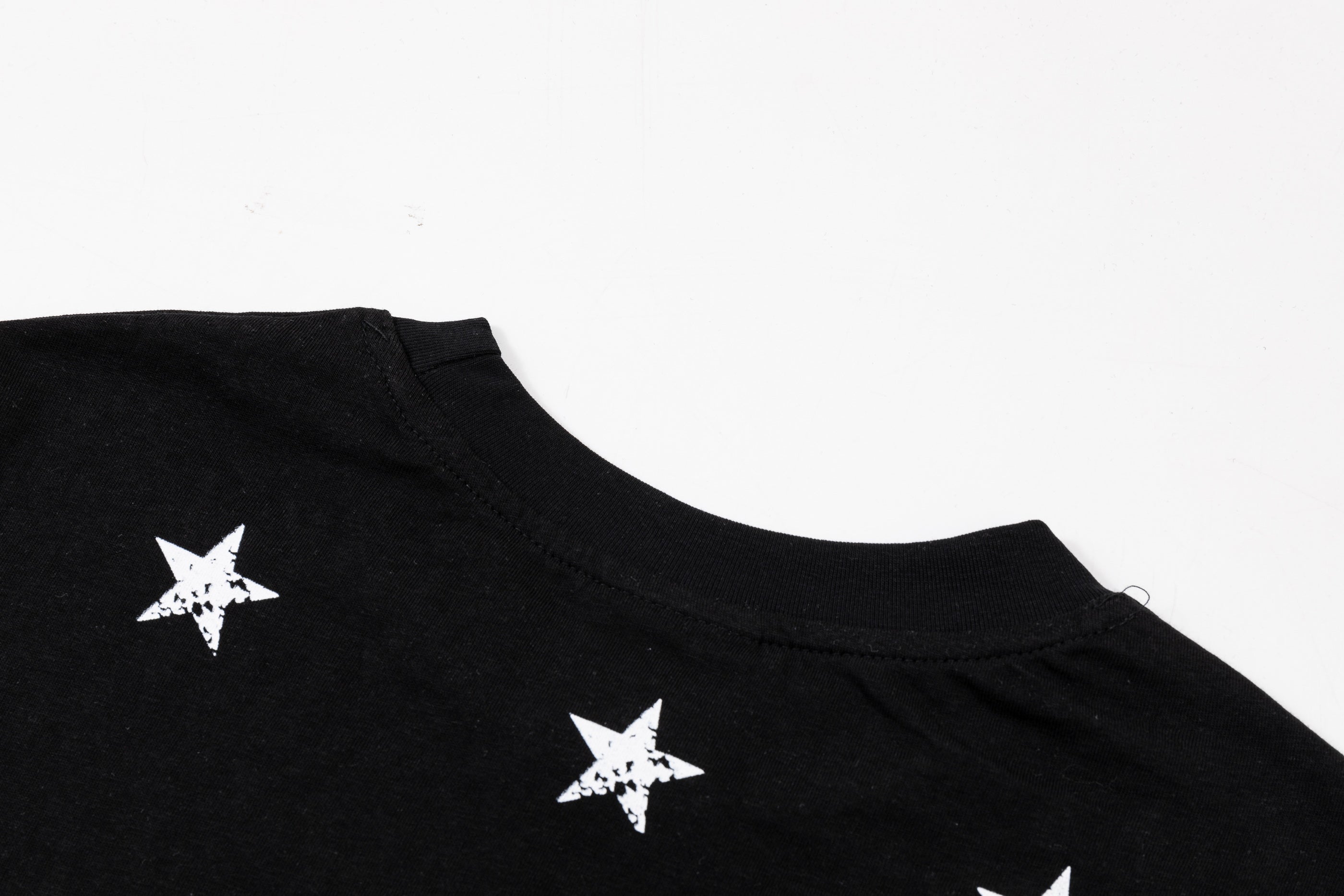 Omirad Gothic Lion Graphic Tee