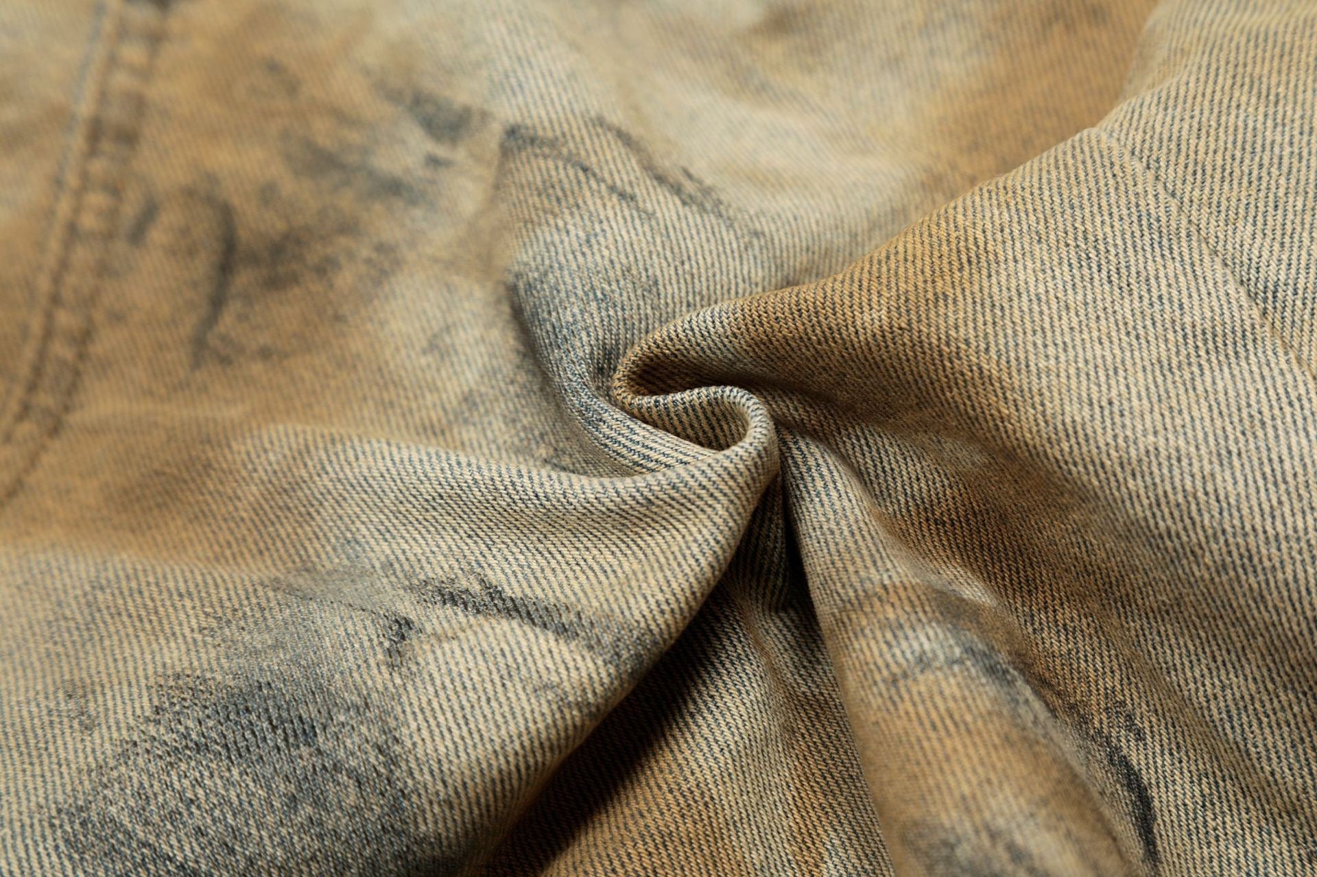 Omirad Vintage Spray-Dye Shorts