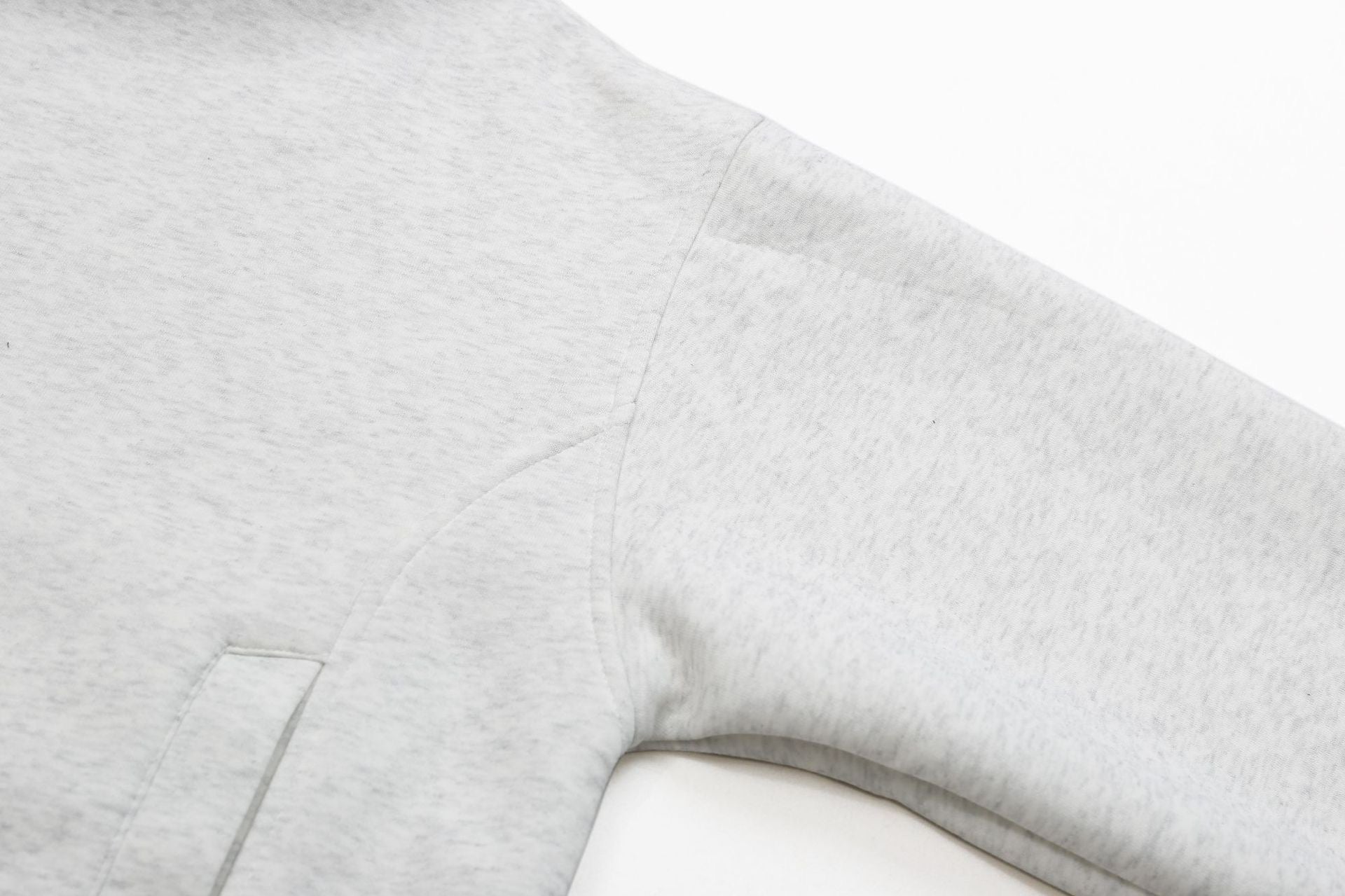 Omirad Minimal High-Neck Zip Hoodie