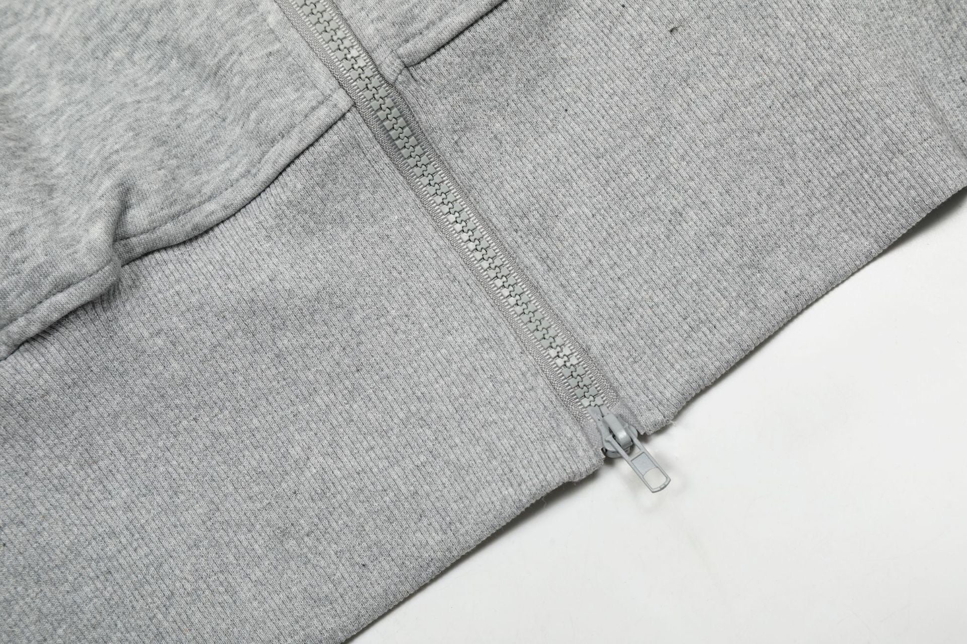 Omirad Pearl-Trim Cropped Hoodie