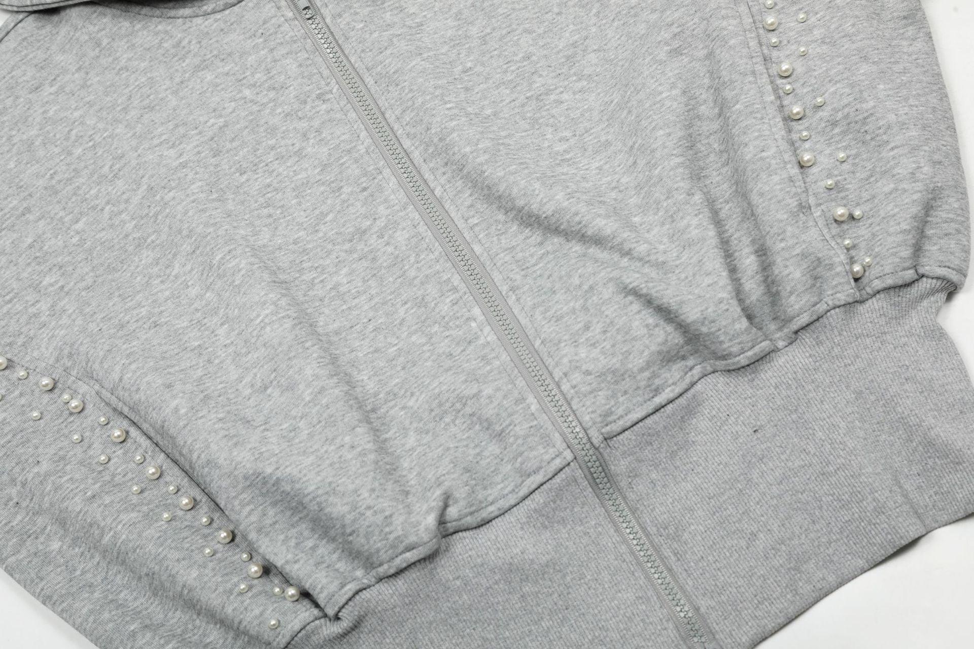 Omirad Pearl-Trim Cropped Hoodie