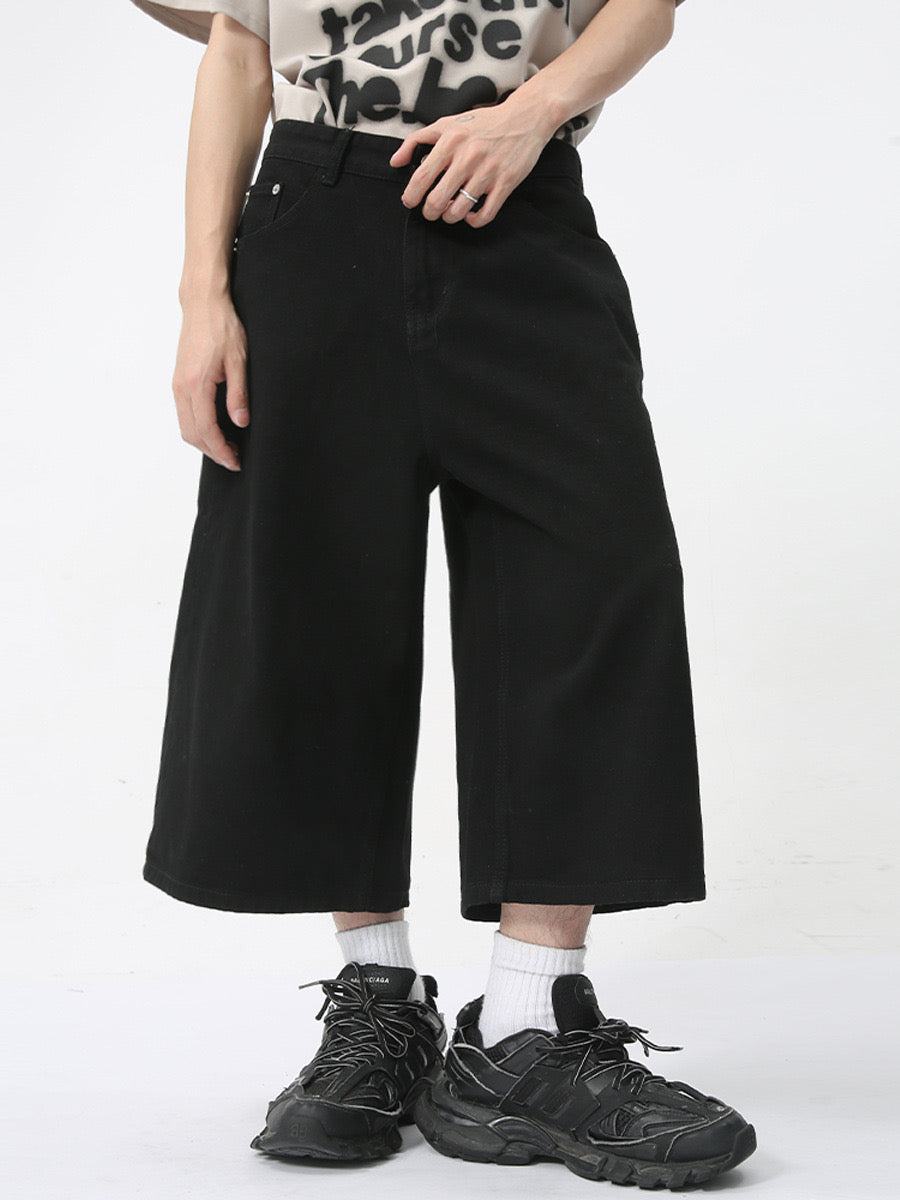 Omirad Clean Cut Denim Shorts