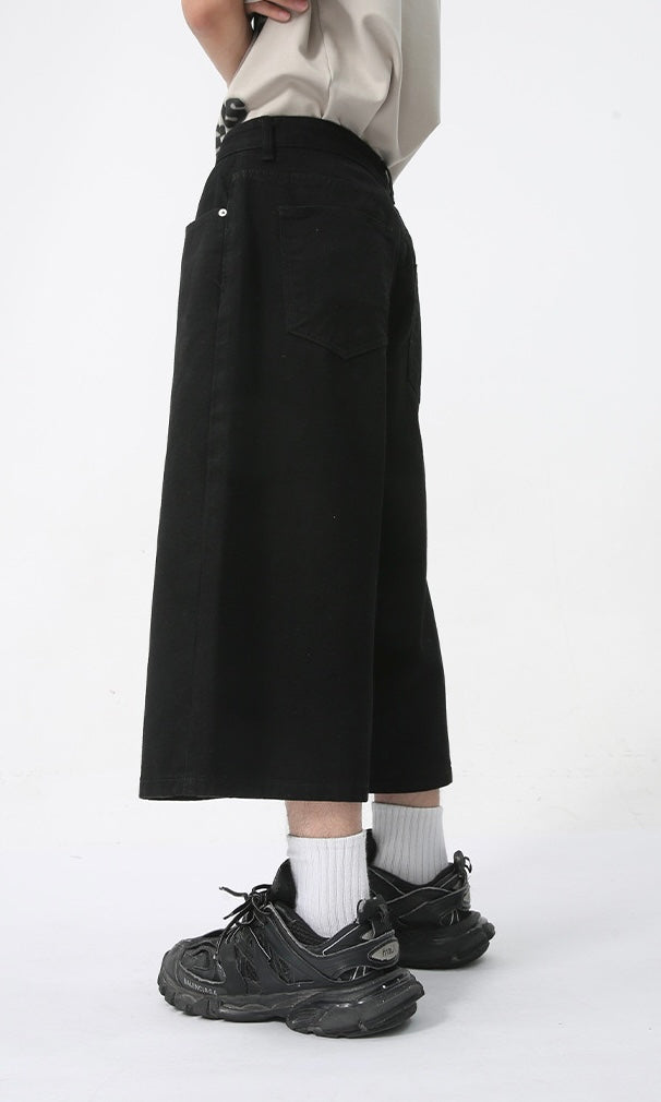 Omirad Clean Cut Denim Shorts