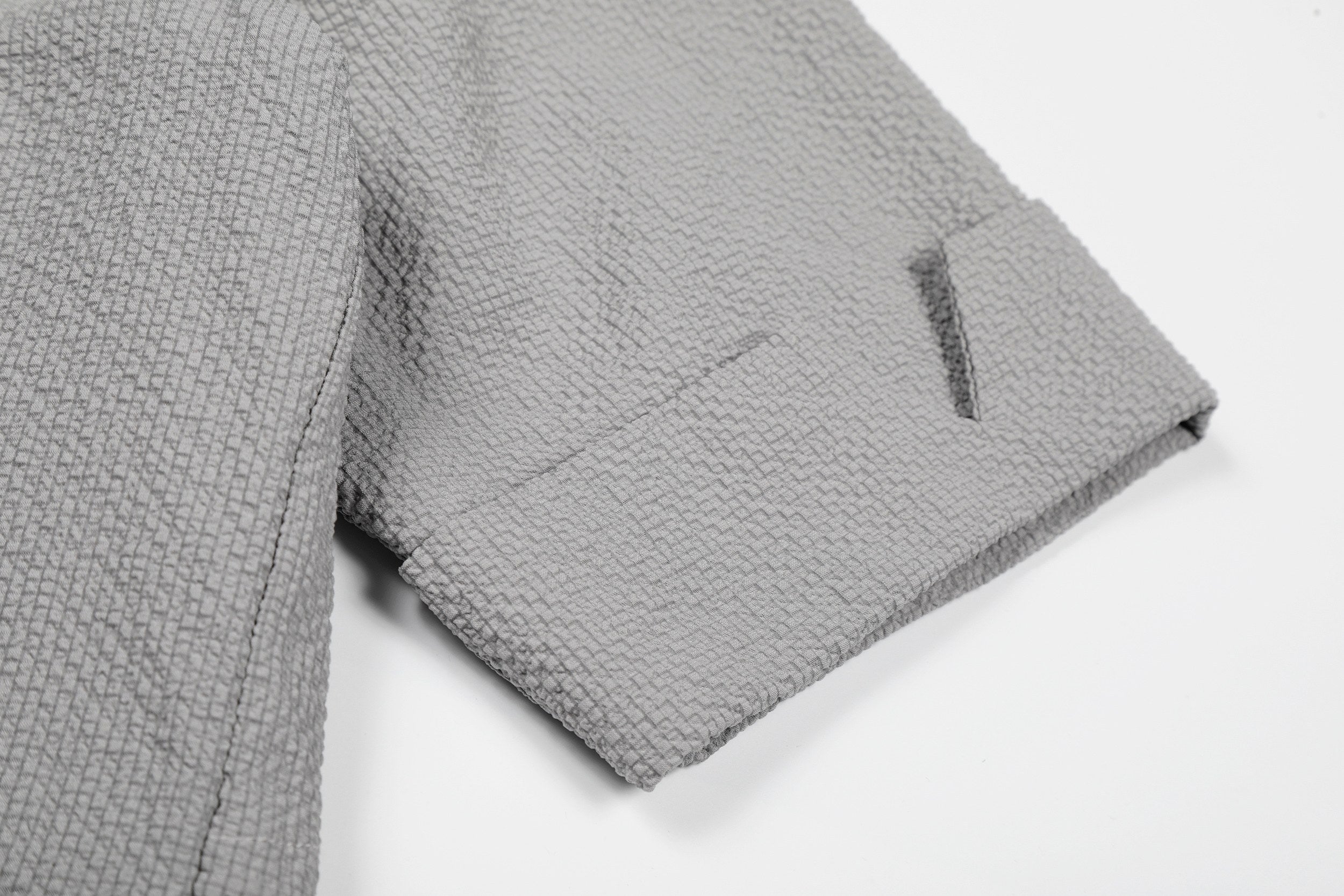 Omirad “Asymmetrical Stand-Collar Shirt”