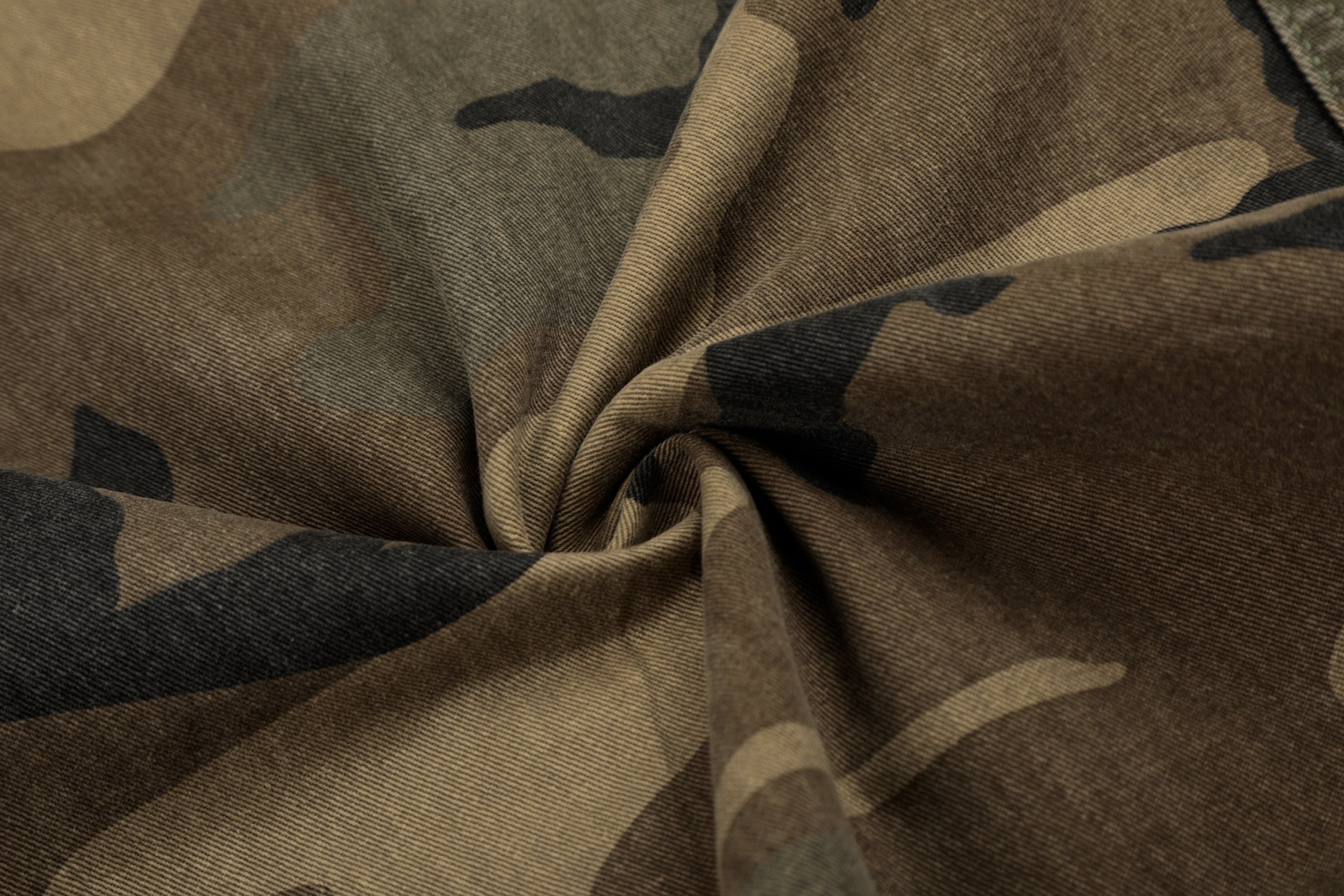 Omirad Oversized Camo Cargo Jeans