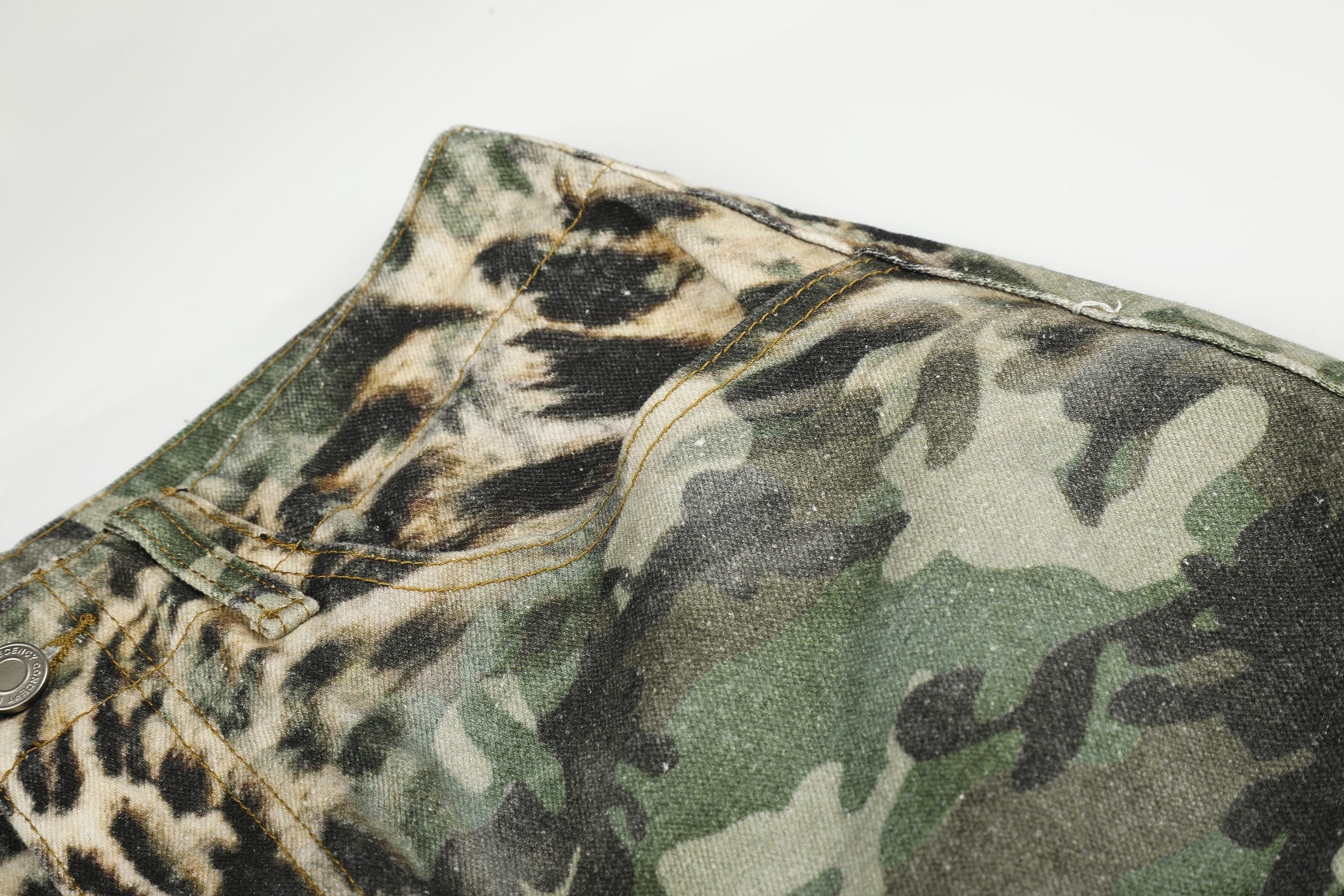 Omirad Leopard Camo Cargo Shorts