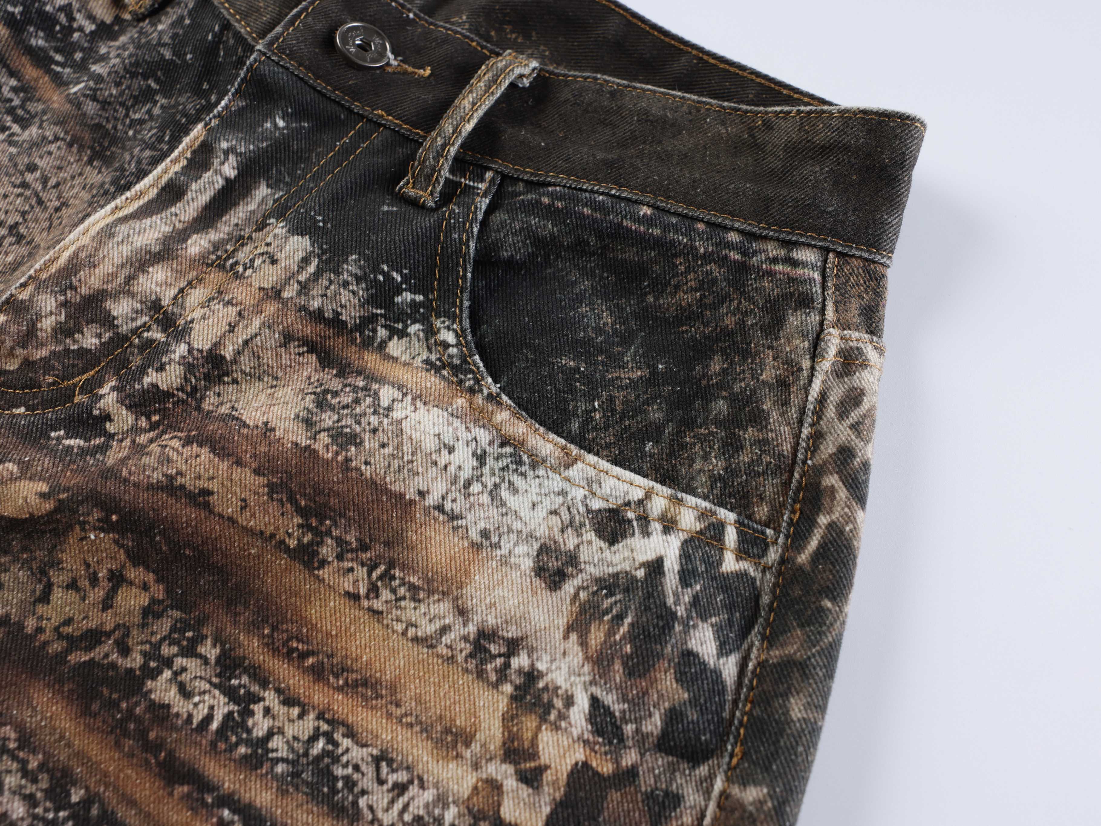 Omirad “Savage Pattern Balloon Jeans”