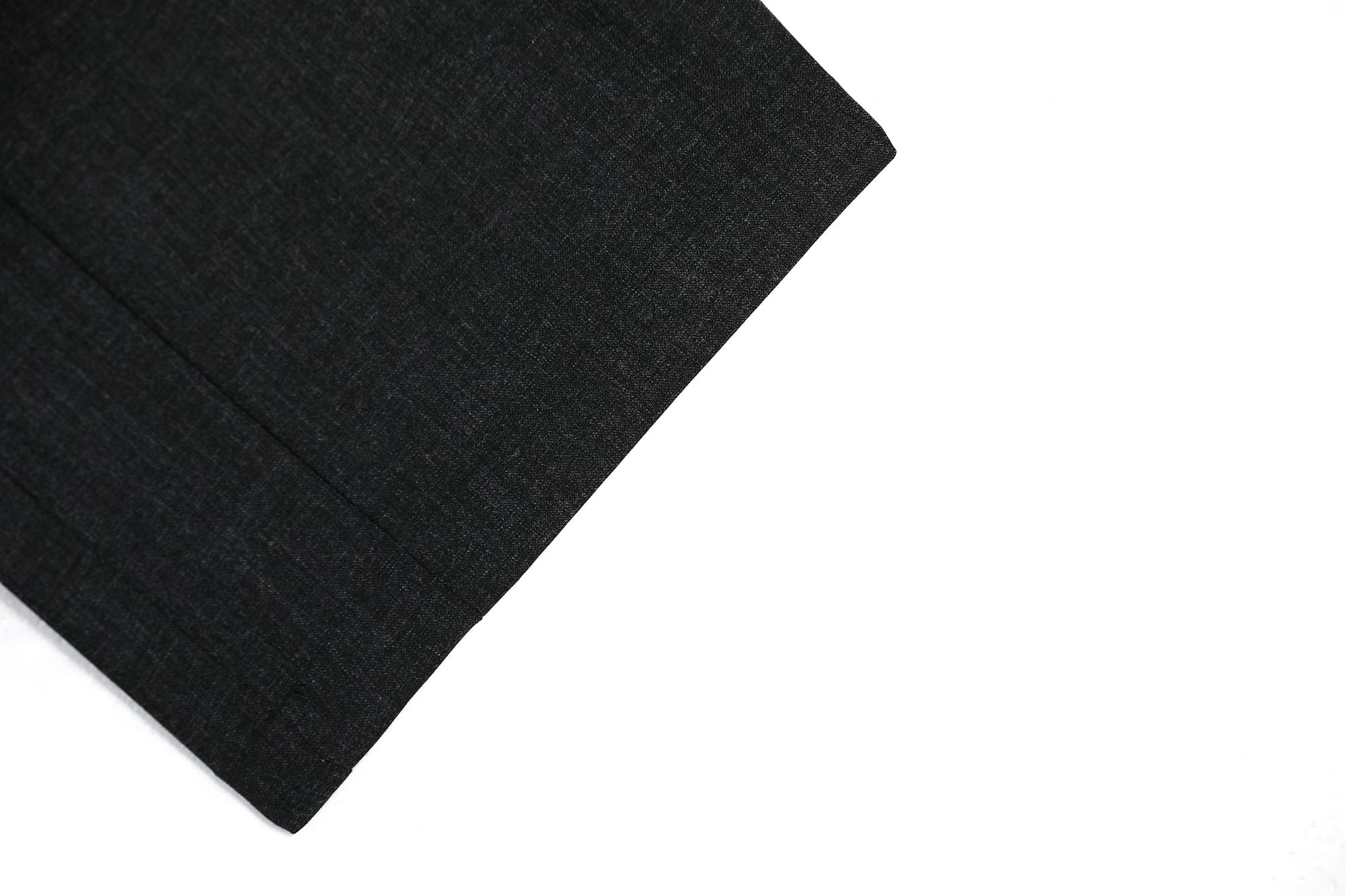 Omirad “Minimal Pleated Wide-Leg Pants”